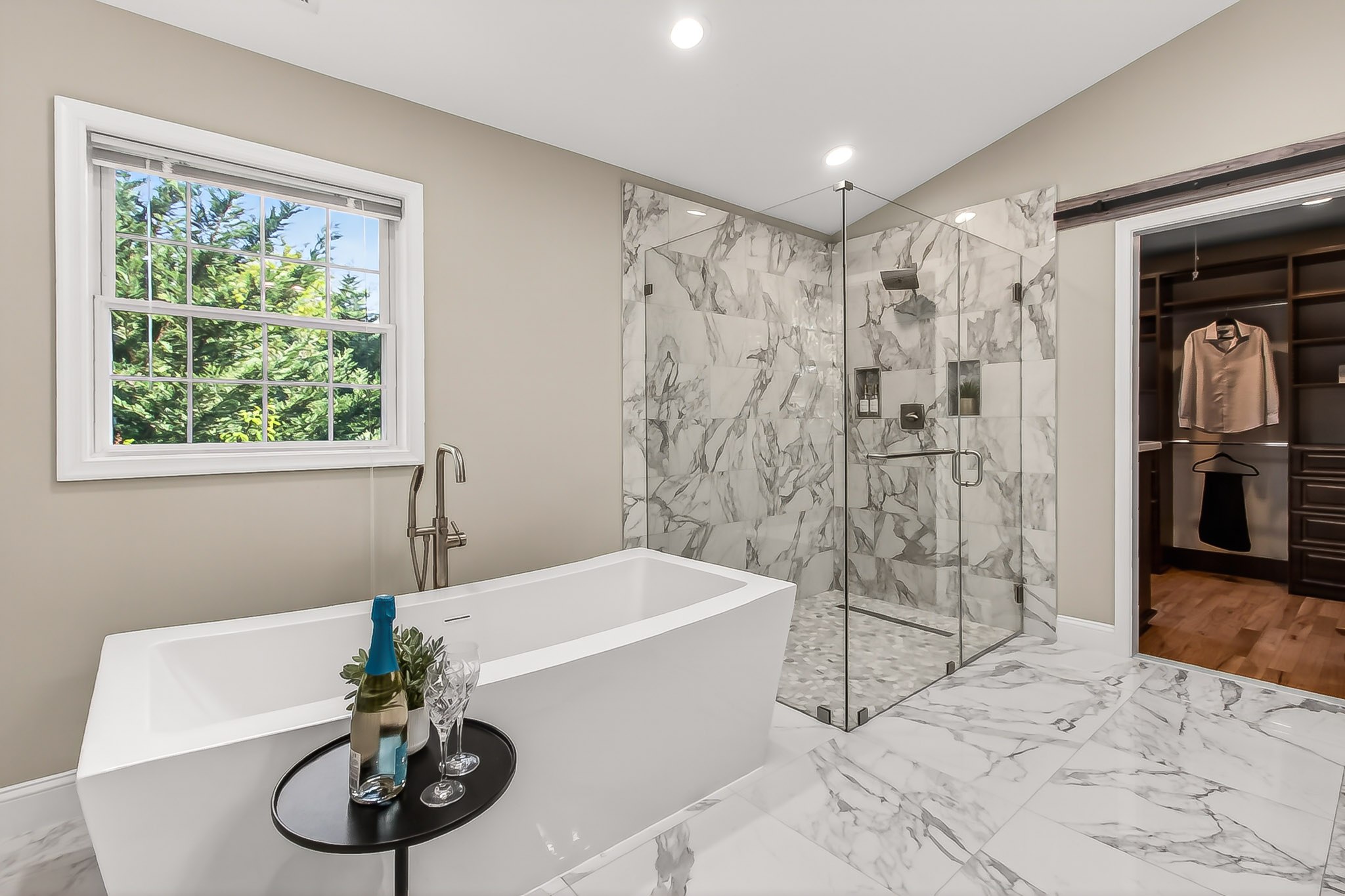909 19th St S — listing photo